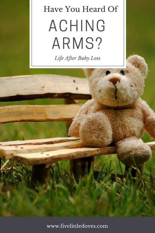 Aching Arms | www.achingarms.com is a charity where one bereaved parent donates a bear to give to another, to provide comfort and help them cope with grief www.fivelittledoves.com