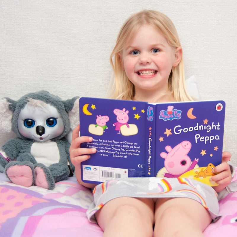 Bath, book and bed with Peppa Pig