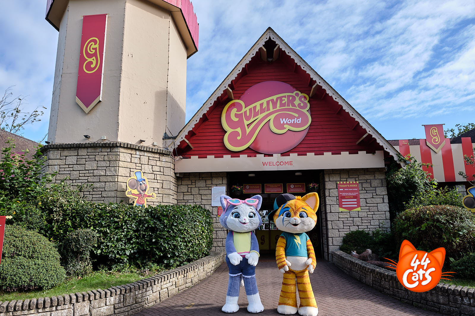 Meet 44 Cats at Gulliver’s World this Summer!
