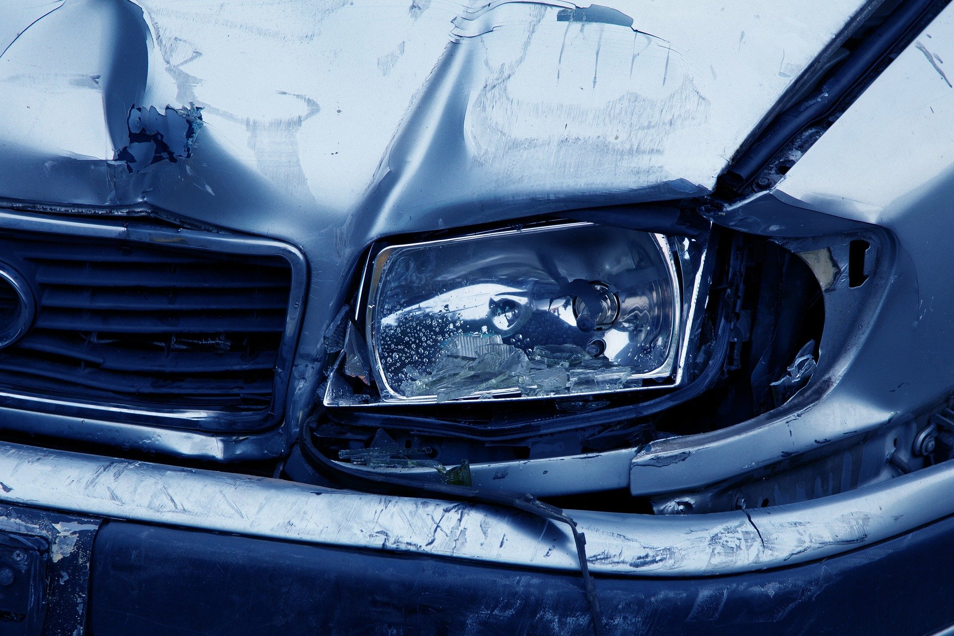 The Steps You Should Immediately Take After Getting Into A Road Accident With Your Family