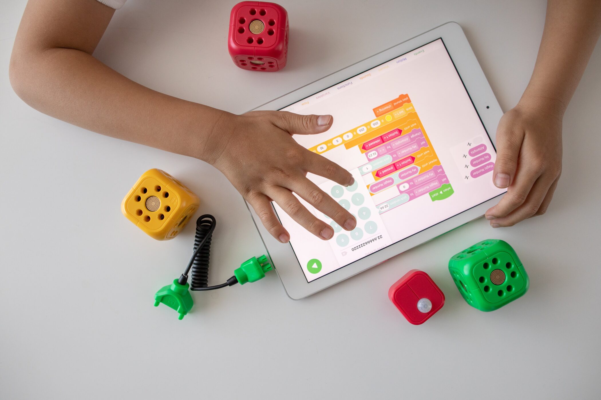 What are the best education toys you can get in 2022?