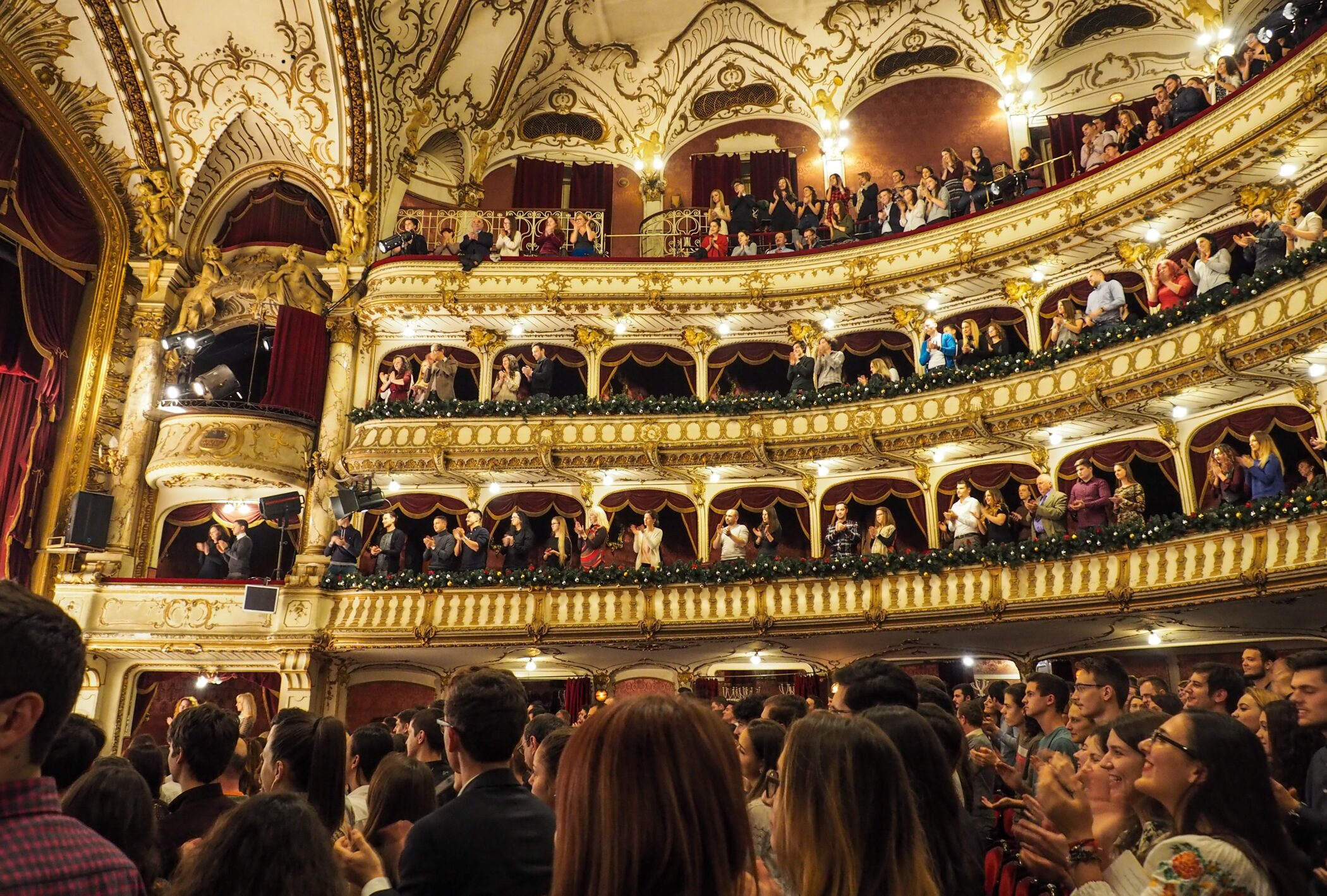 * WIN * £100 Theatre Tokens gift card to use in 260 venues nationwide