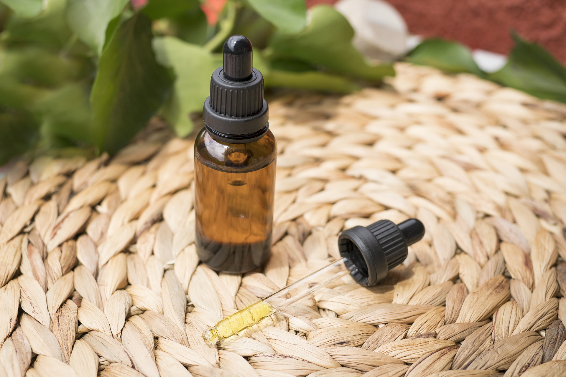 How to Safely Incorporate CBD Products Into Your Lifestyle