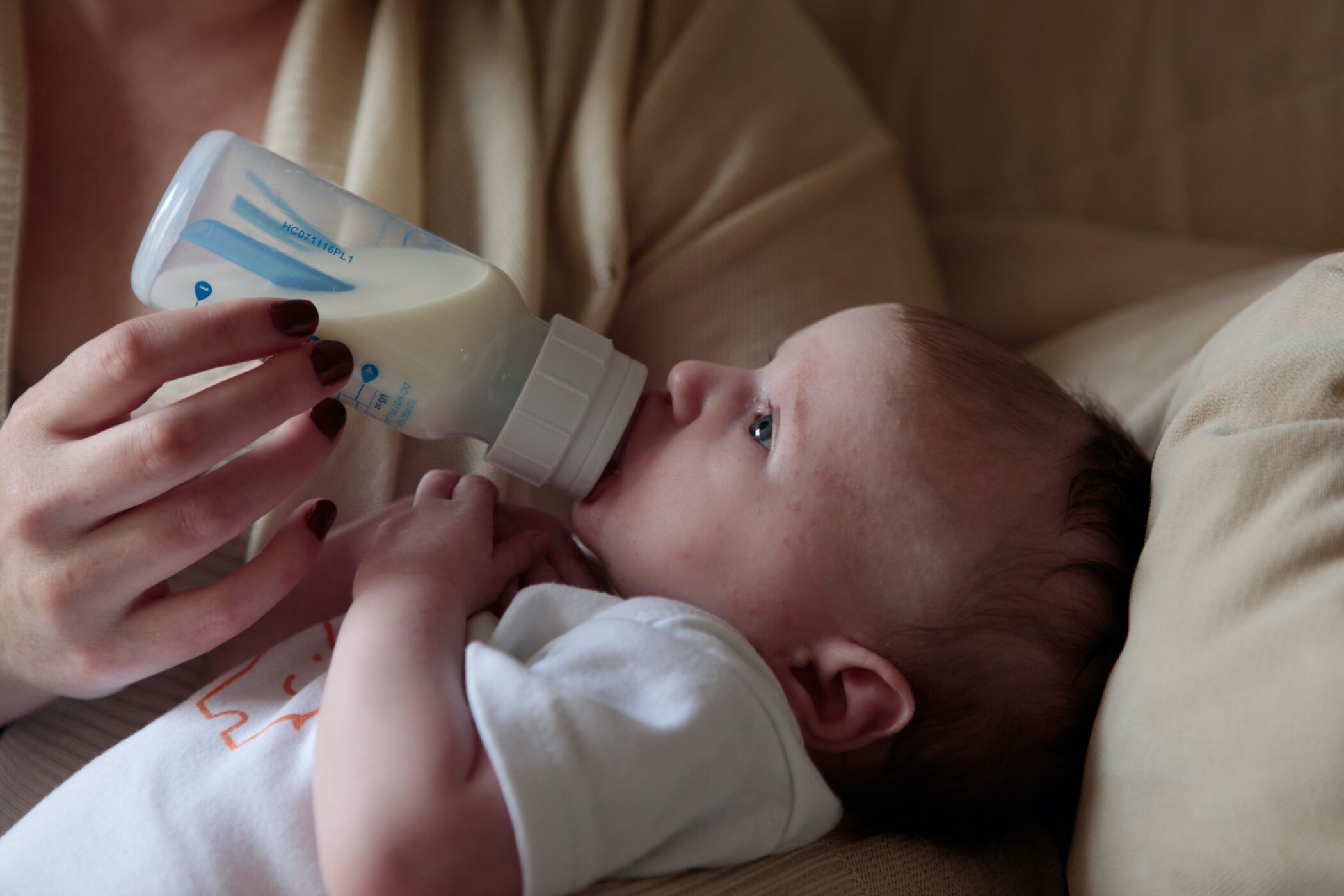 7 Tips for Flying with a Baby or Toddler