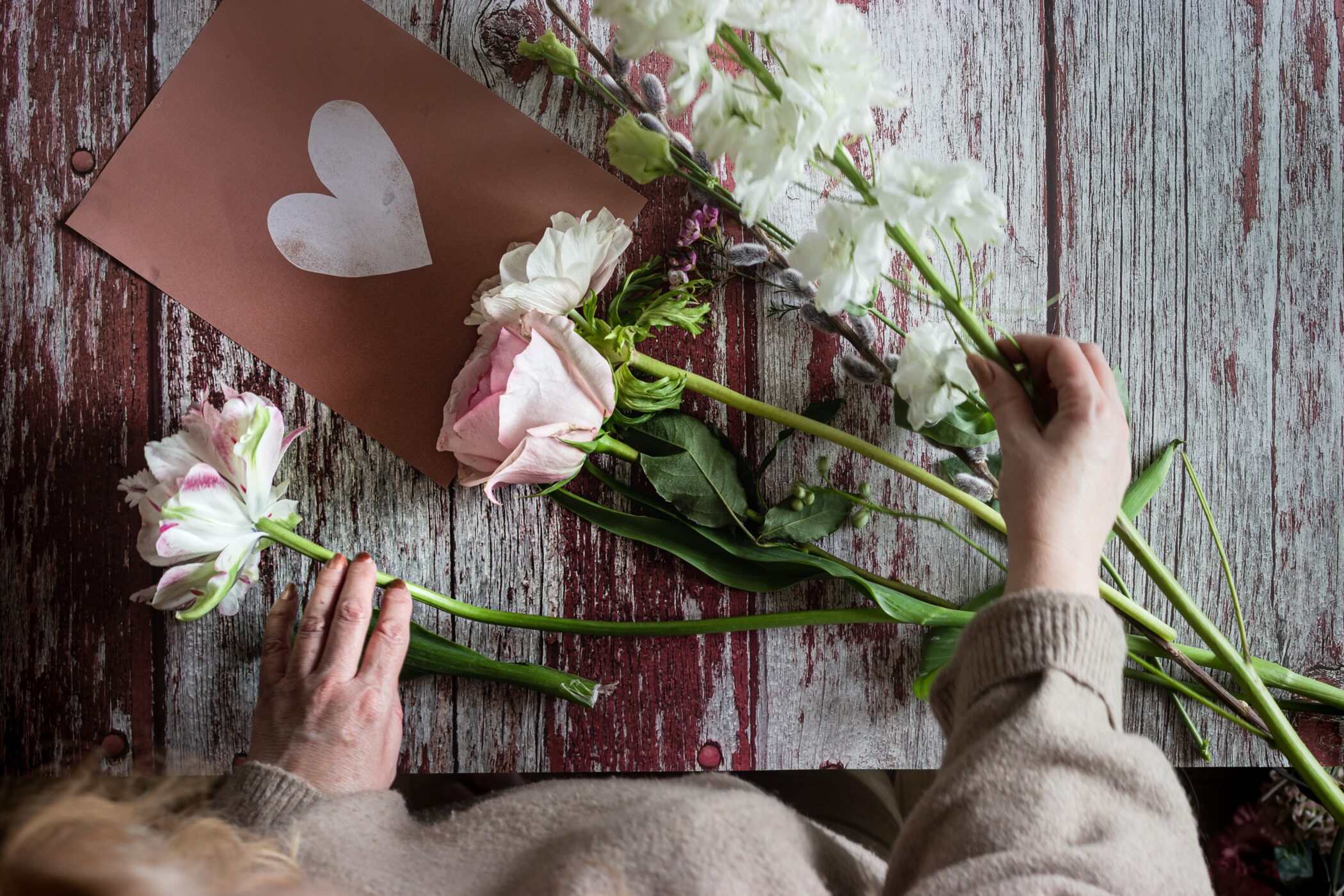 Tips For Decorating Your Home with Flowers