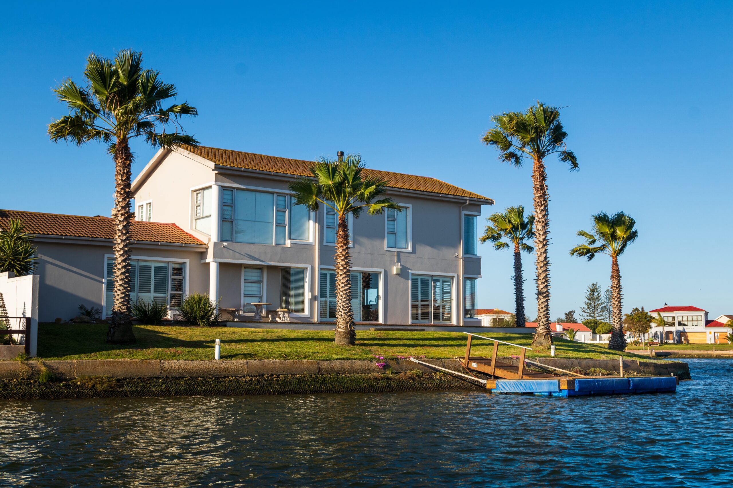 Timeshares: A Dream Vacation Arrangement or a Money Sink?
