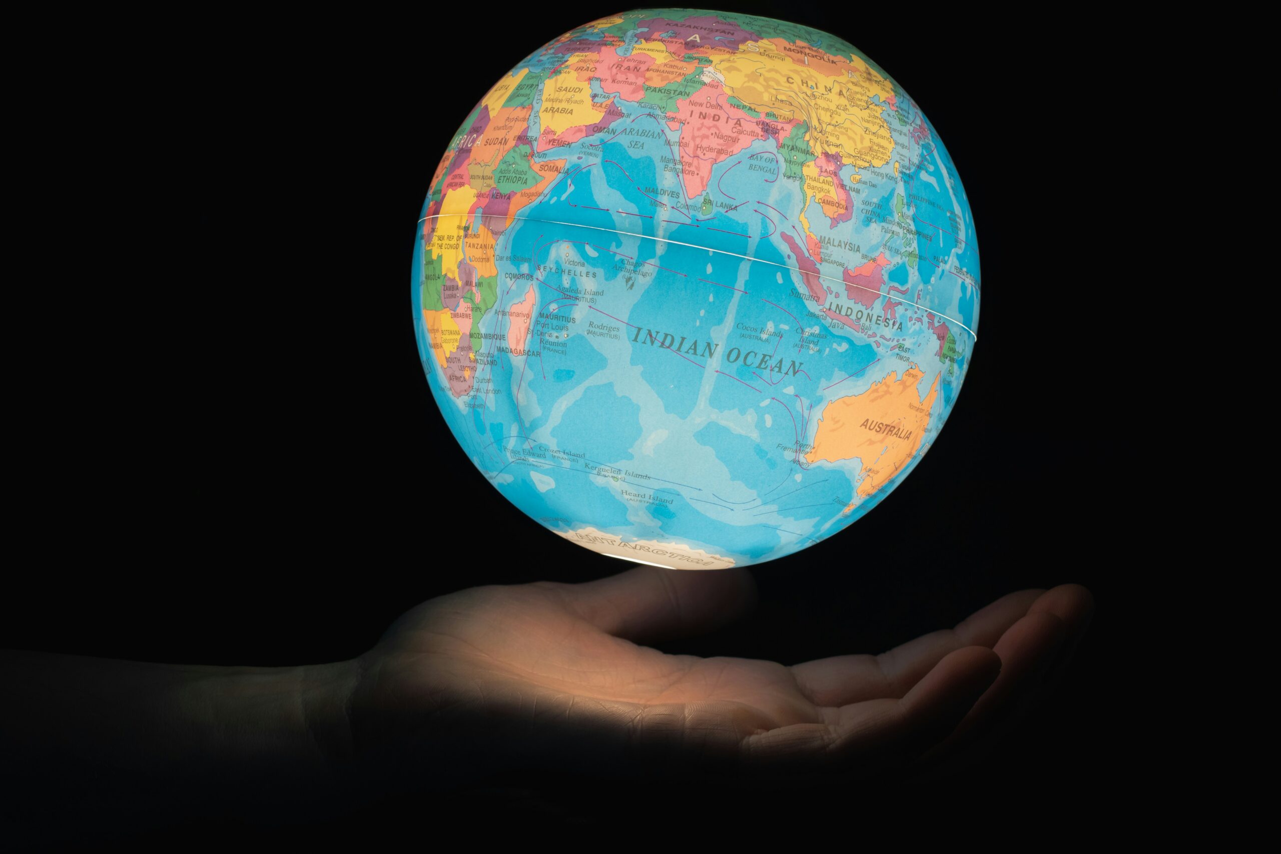 The Benefits and Downsides of Having a Offshore Account