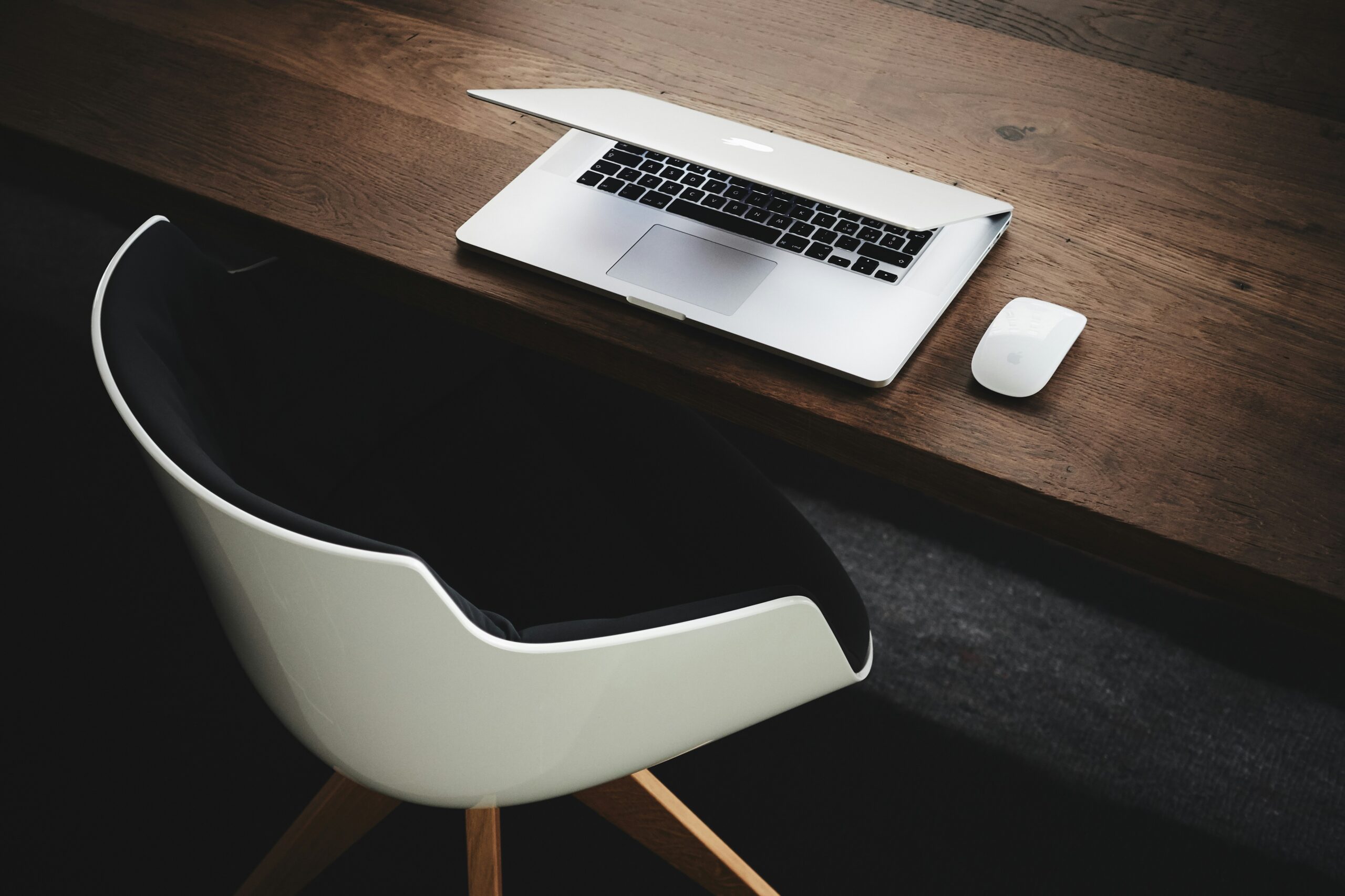 7 Important Tips for Cleaning Your Office Space for Rent