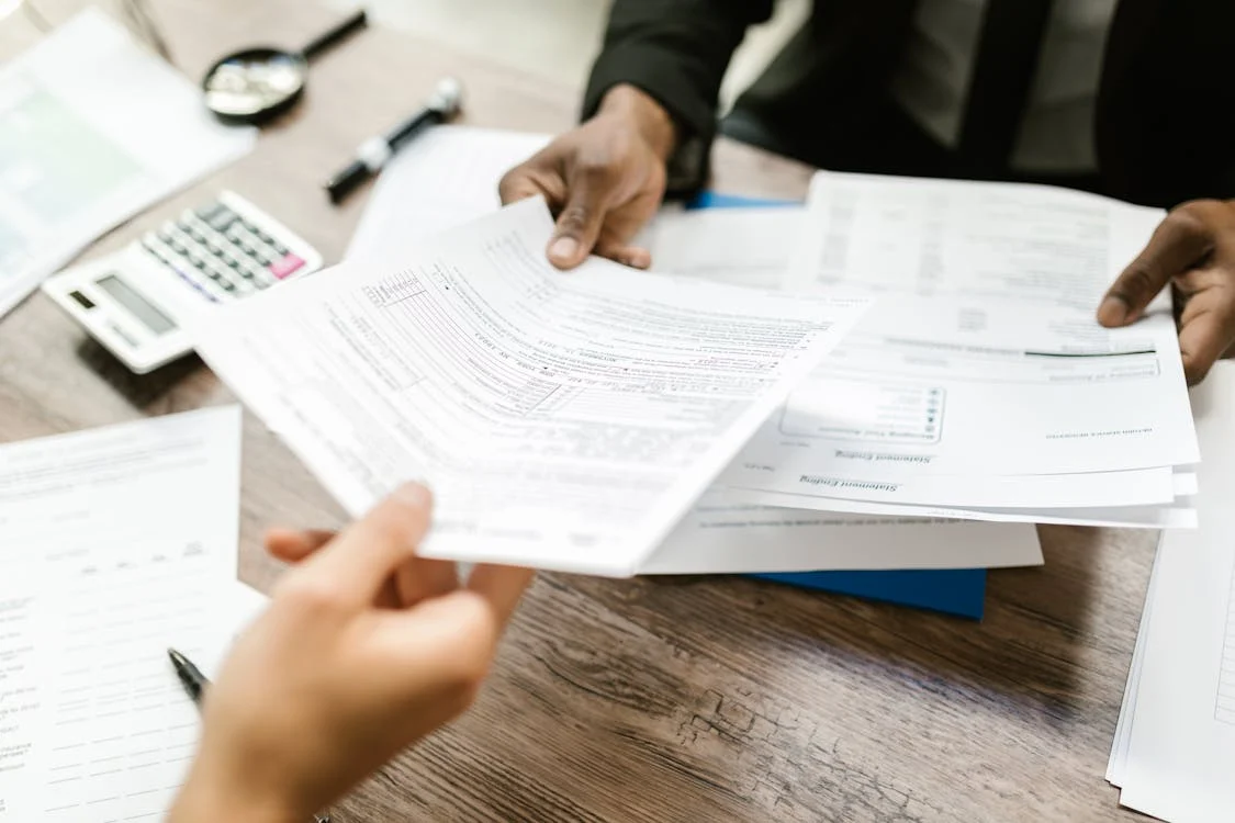 Understanding Settlement Talk: Tips for Parents Dealing With Car Accident Cases