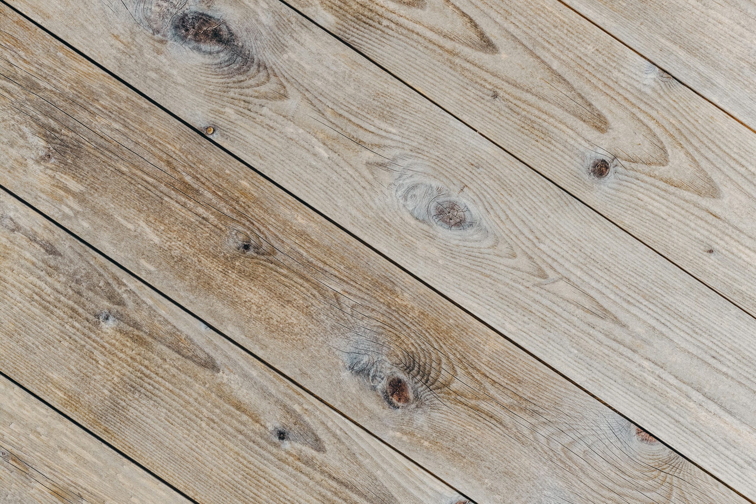 8 Essential Tips for Using Laminates in Retail Spaces