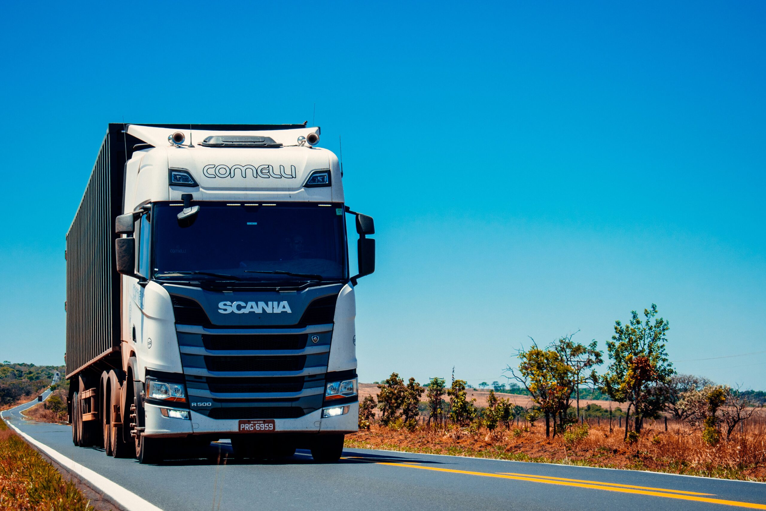 5 Must-Have Services Every Truck Dealer Should Offer
