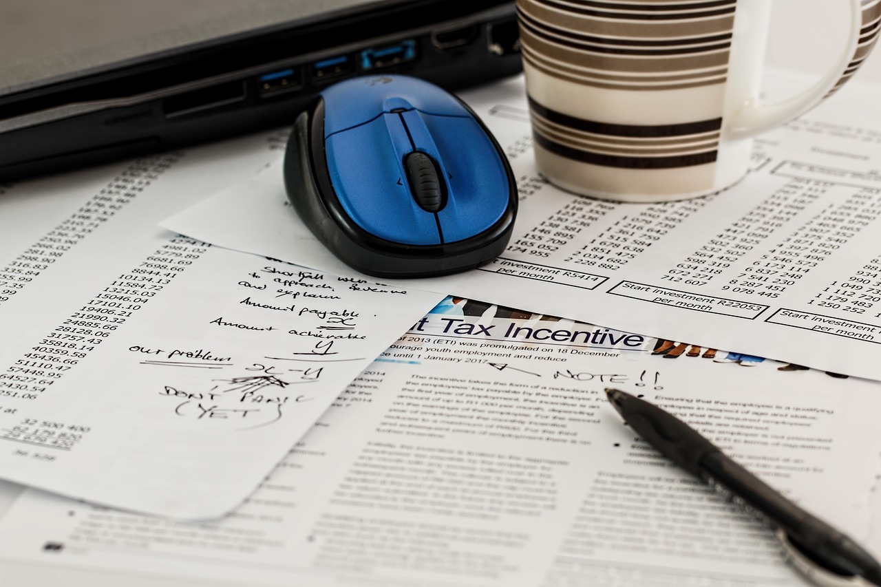 How Child Tax Benefit Loans Impact Family Budgets