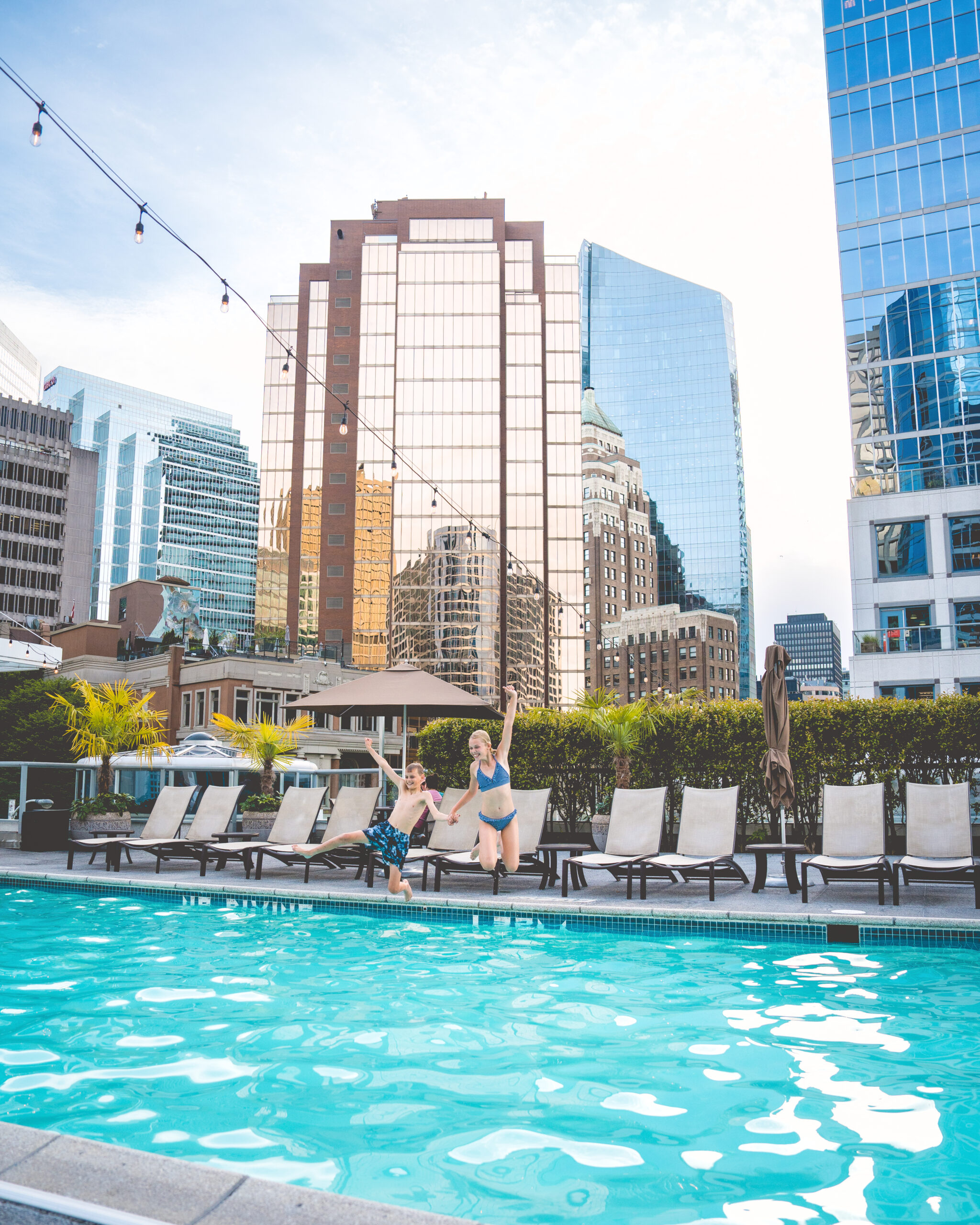 Fairmont Waterfront Hotel rooftop pool