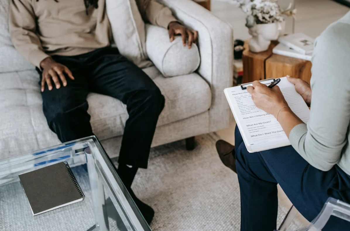 4 Tips for Managing PTSD Symptoms
