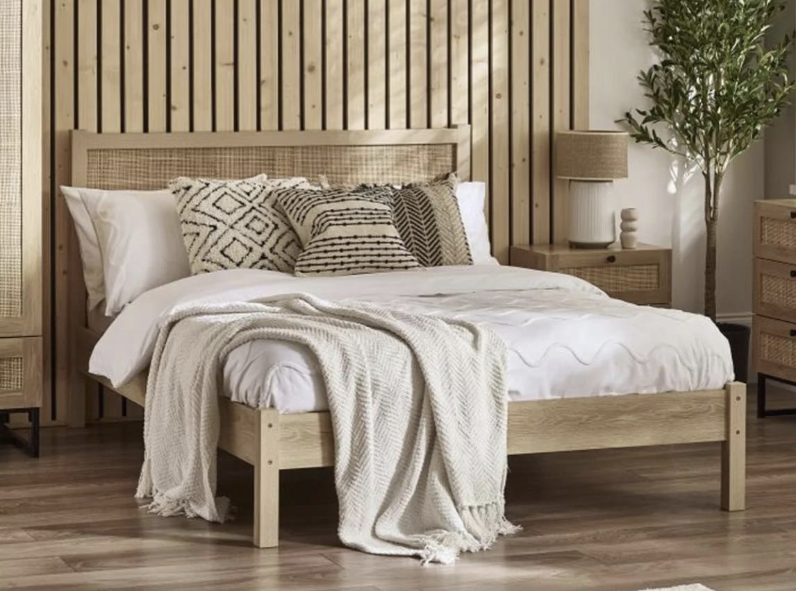 Biophilic Design for Your Bedroom: How Bringing Nature Indoors Improves Your Well-Being