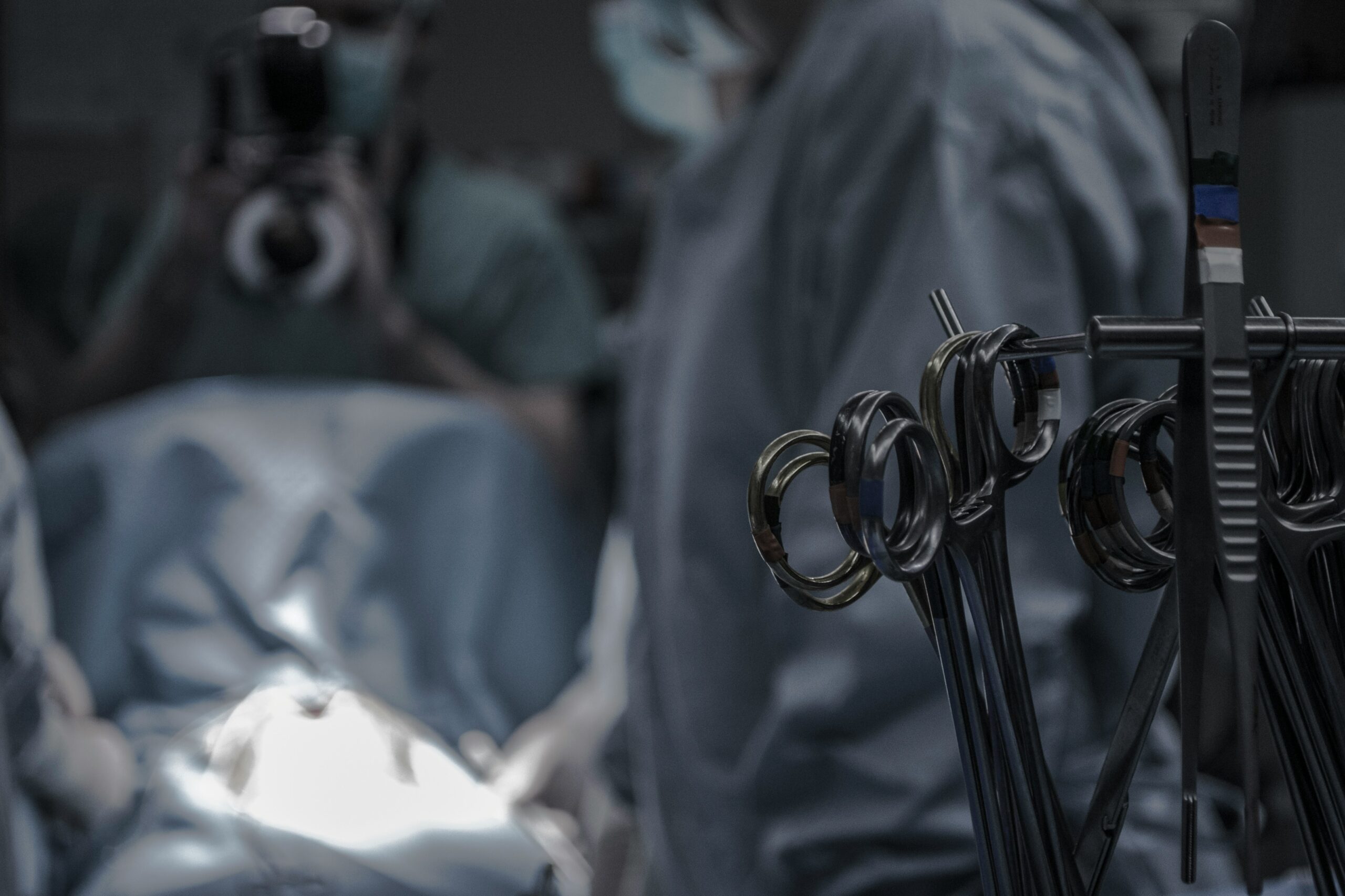 5 Things Surgeons Evaluate Before Recommending Male Breast Reduction