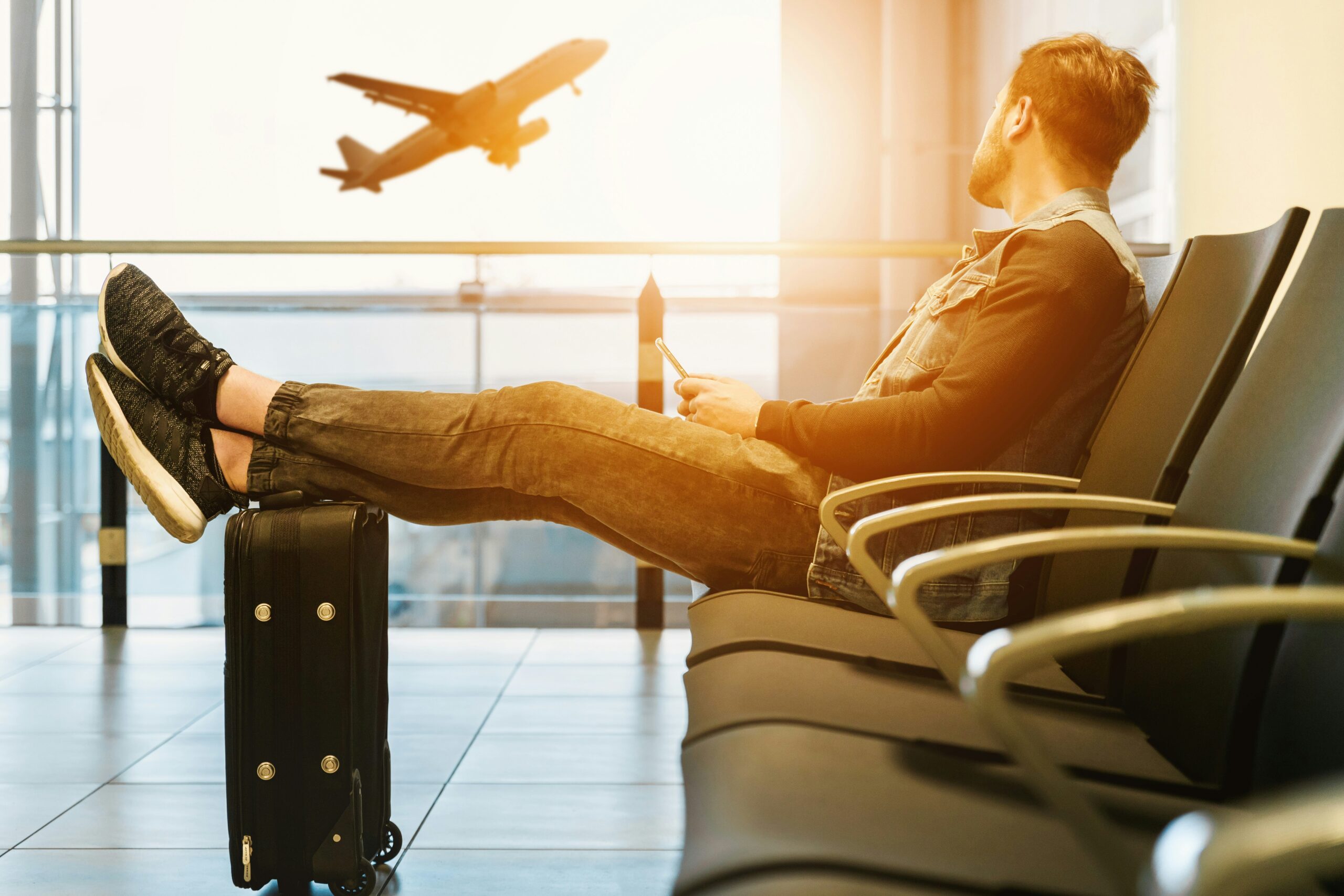 How Corporate Travel Agents Help Businesses Control Costs