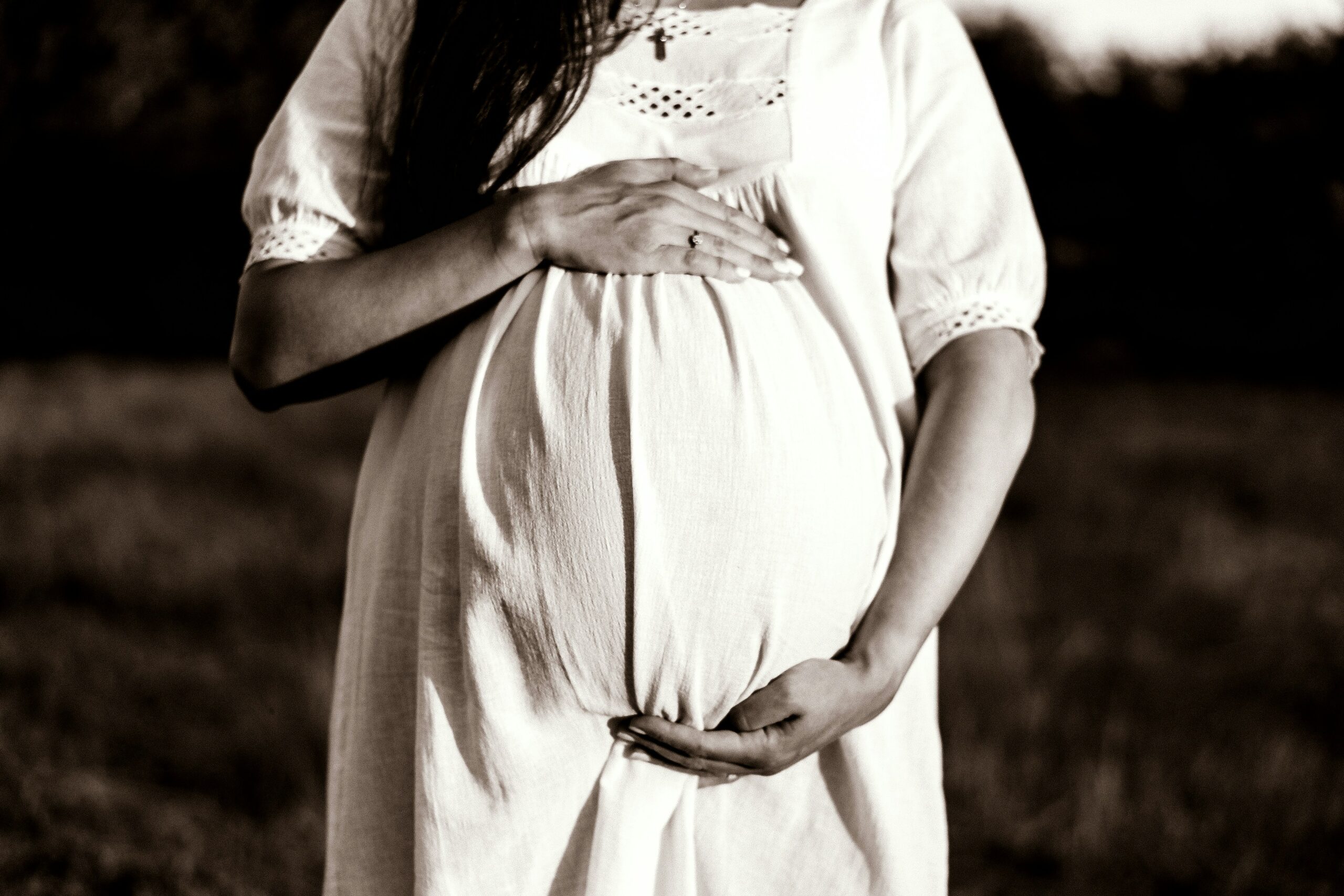 Top Surrogacy Agencies: 7 Choices for Intended Parents to Compare