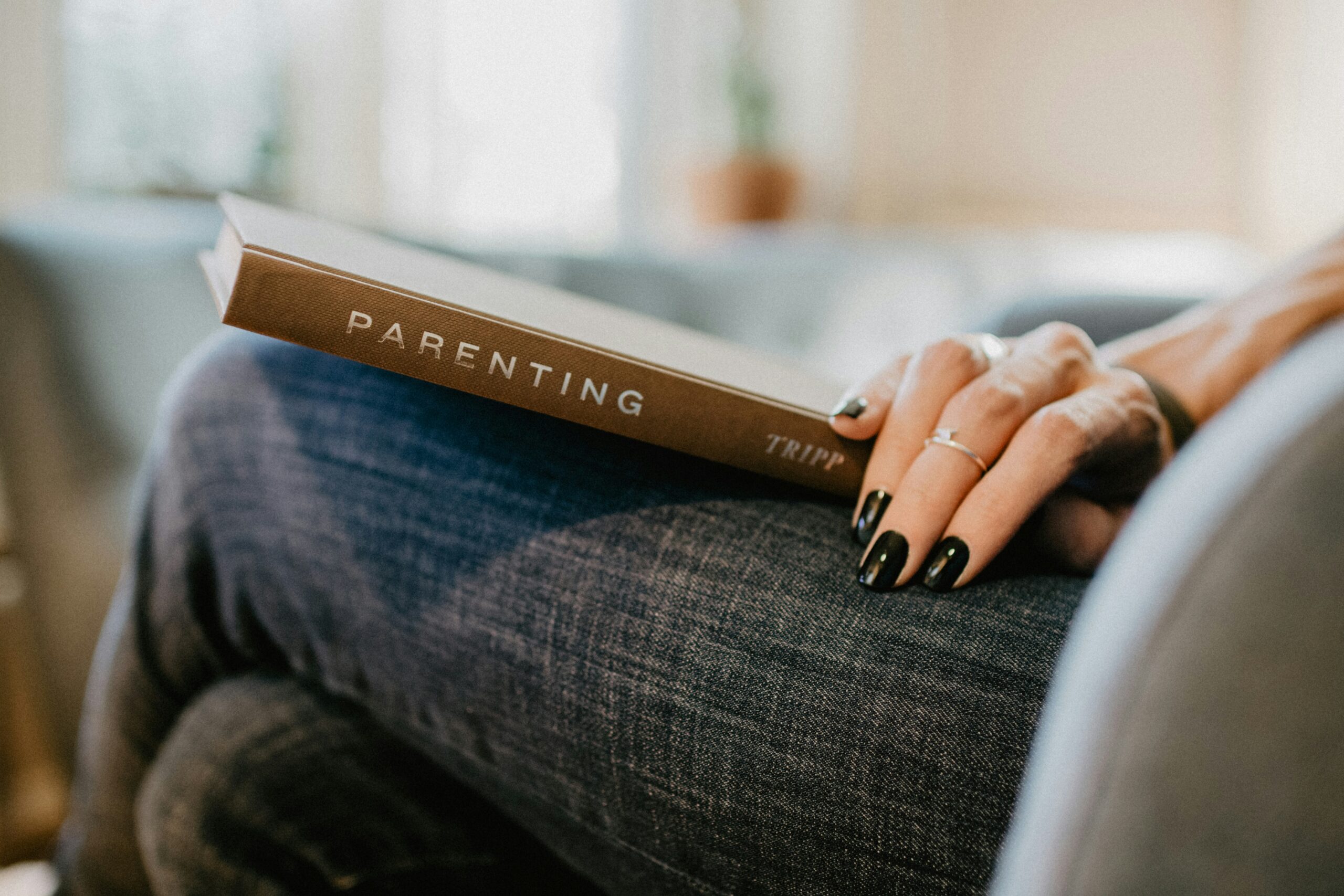 Why Quiet Solo Games Deserve a Place in a Busy Parent’s Evening